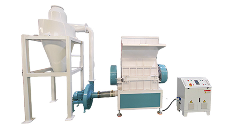 Plastic Crushing Machine