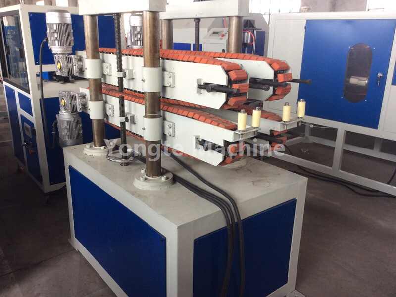 double cavity PVC pipe machine